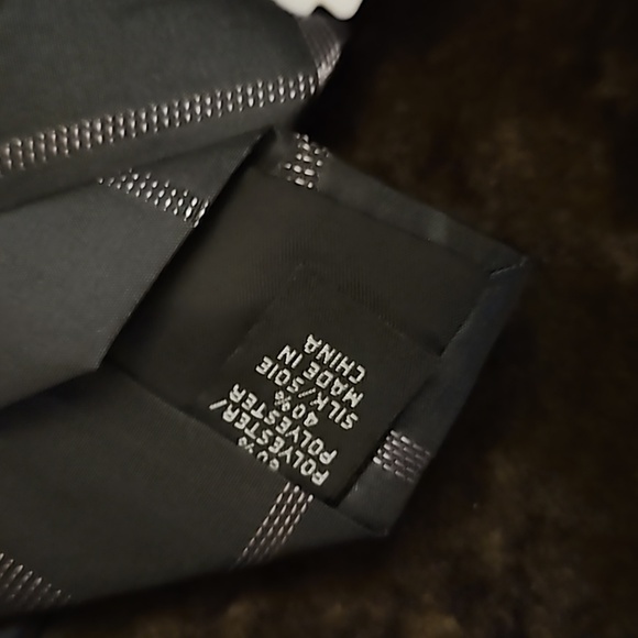 NWT Calvin Klein Tie gray and purple - Picture 7 of 9